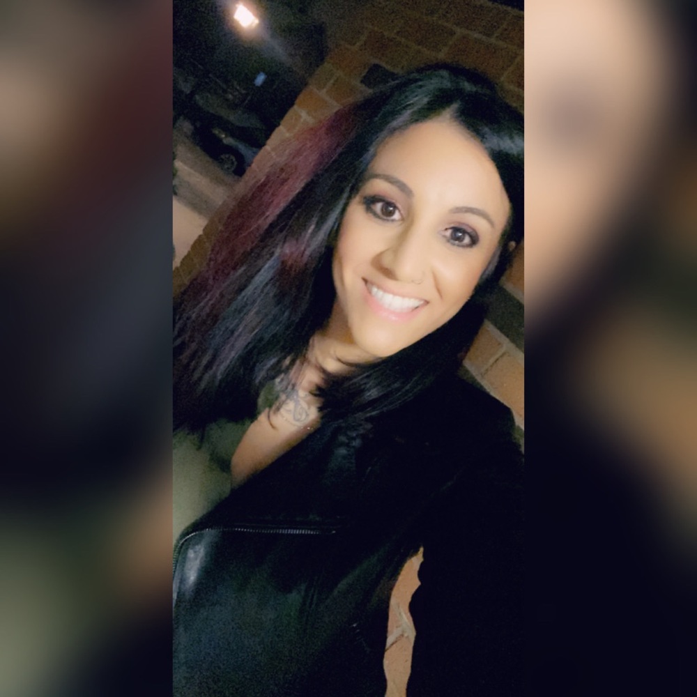 Meet your Posher, Neda